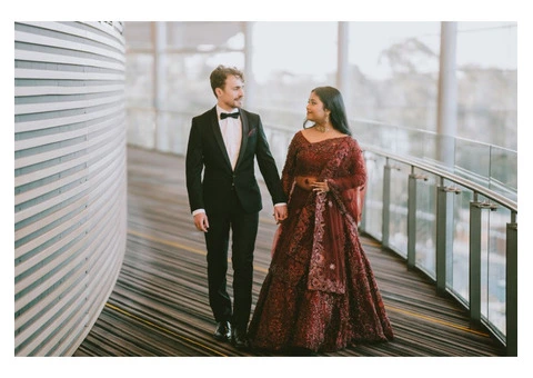 Affordable Wedding Photographers in Balgownie – Purple Bird Photo - Australia - 2/3