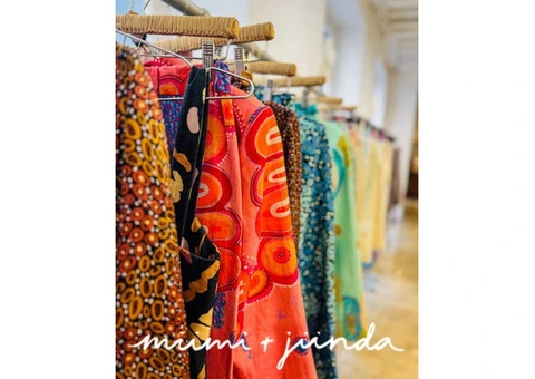 Aboriginal Fashion That Blends Culture and Contemporary Style - 3/3