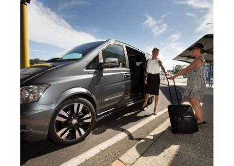 Get Reliable Maxi Cab Airport Service in Burwood for Comfortable Group Travel