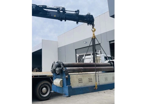 Experienced Crane Truck Company Melbourne for All Lifting Needs