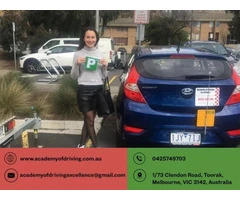 Top Driving School in Melbourne Providing in-depth Lessons