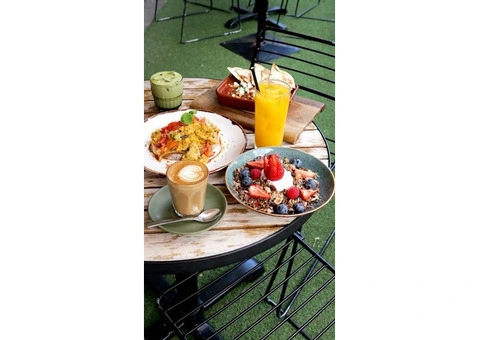 Taste the Best Brunch Cafe Carlton Has to Offer!