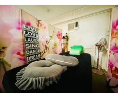 24/7 Stress Relief Massage / Private Arcade Location / Ipswich -35