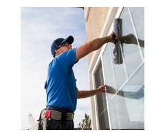 Professional Window Cleaning for Local Businesses in Lyneham