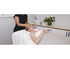 Trustworthy Beauty Salon in Brisbane - Visit The Facial Hub!