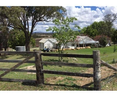 Couples Love Scenic Country Wedding Venues in South East Queensland