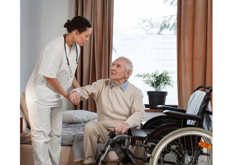 Trusted Personal Care Workers for Safe and Comfortable Living - 3/6