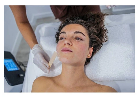 Book Female Waxing Service Near Me in Burleigh Heads - 3/5