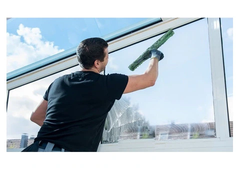 💧 Streak-Free Window Cleaning | Affordable & Reliable Local Team - 1/4