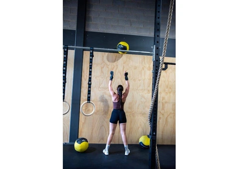 Train Stronger with a Supportive Fitness Community in Canberra - 1/6