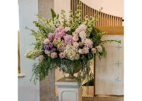 The "just because" floral gift that never fails - 1/3