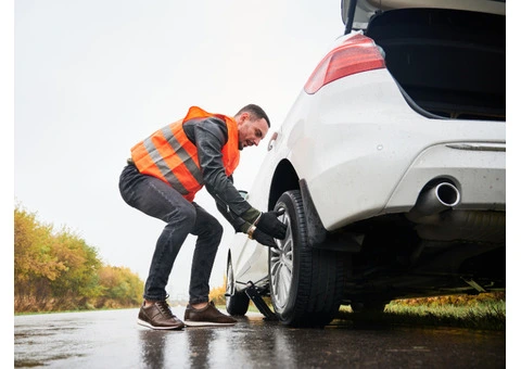 24 Hours Roadside Assistance in Park Ridge Near You