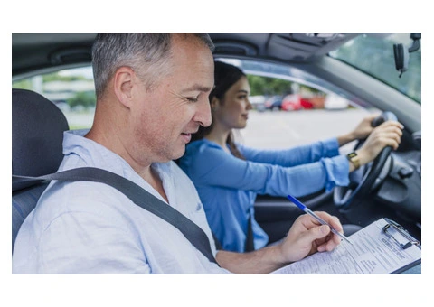 Driving Schools Newcastle That Build Confidence on the Road!