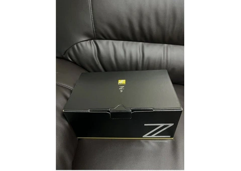 Nikon Z 9 45.7MP Mirrorless Camera - Black - 3/4