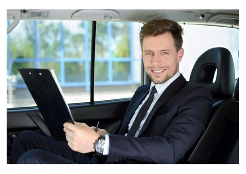 Which Maxi Taxi Option Is Best for Melbourne Airport Transfers?