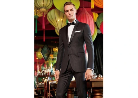 Refined Style with a Dinner Jacket & White Tuxedo