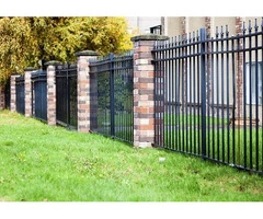 Garden Fencing Contractors Near Me in Acacia Gardens