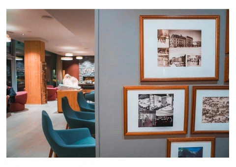 Custom Art Framing Online in Sydney with Fast Delivery and Quality Craft