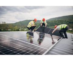 Best Solar Installers in Sunshine Coast for Homes & Businesses