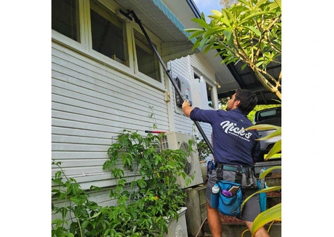 Professional Window Cleaning Services in Brisbane - 4/4