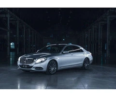 Melbourne Airport Hire Car with Chauffeur Service Included