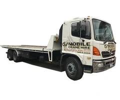 Reliable Tilt Tray Hire for Safe Equipment Transport