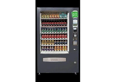 Reliable Drink Fridge Vending with Easy Access Displays