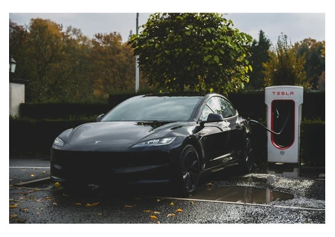 Upgrade Your Tesla Model 3 with Premium Accessories!