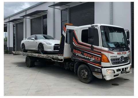 Nasty Car Crash Stranded? Emergency Towing Queensland - 1/3