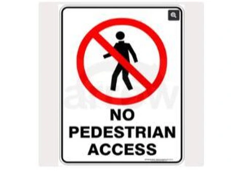 Generic Signs Failing? Clear Up Site Confusion Fast - 3/10