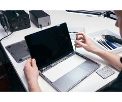 Fast & Reliable Laptop Screen Repair in Figtree