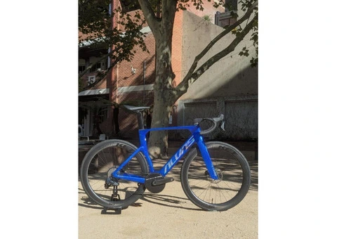 Explore the World with Electric Bikes