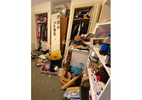 Can a Decluttering Service Help Maximise Storage Space?