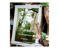Cheap, Tacky Decor Embarrassing Your VIP Guests?