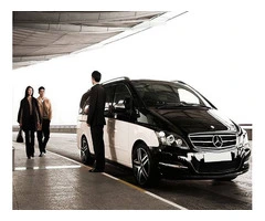 Need an Airport Taxi Transfer With Meet-and-Greet Service?
