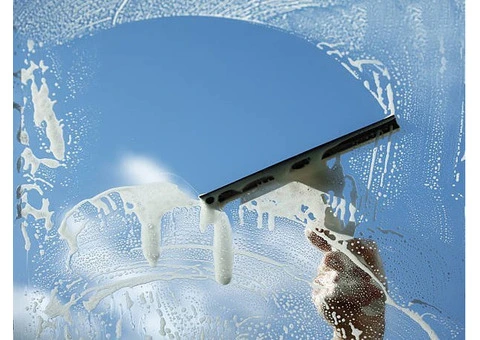 Restore Window Shine with Reliable Cleaning Experts You Can Trust - 3/4