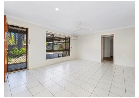 Spacious 4 beds and 2 baths available for rent available for single family or group of students. - 1/10