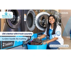 How Commercial Laundry Services Help Restaurants Save on Linen Costs