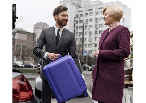 Need Airport Taxi Transfers in Clyde? Ride with Best Maxi Taxi Today - 2/2