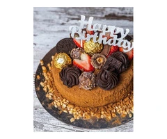 Are Custom Designs Available at a Gelato Cake Shop?