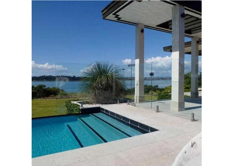 Premium Glass Pool Fence Solutions for Modern Homes