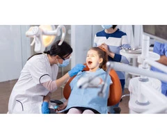 Top Guide to Finding the Best Cosmetic Dentist in Gold Coast