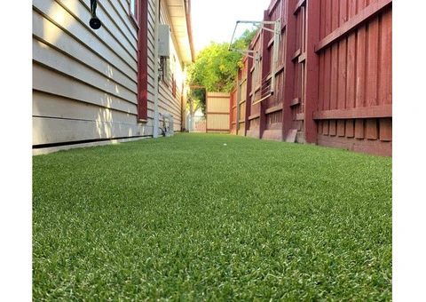 Premium Wholesalers Artificial Grass for Stylish Outdoor Areas