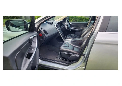 Volvo XC60 AWD D5 2009 - 7/11