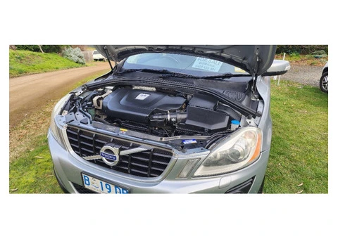 Volvo XC60 AWD D5 2009 - 10/11