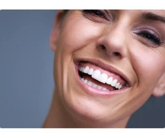Experience a Brighter Smile with a Teeth Whitening Dentist