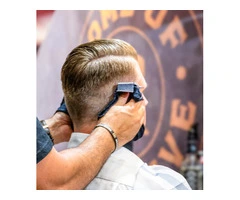 Barber Shop Canberra City for Fresh Haircuts and Grooming