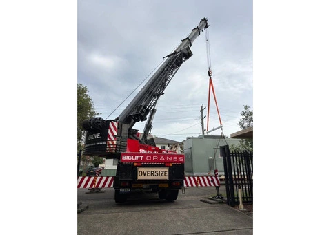 BIGLIFT CRANES - 4/5