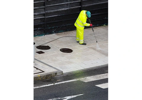 Dirty Driveways Making a Bad First Impression? Let us Help You - 4/4