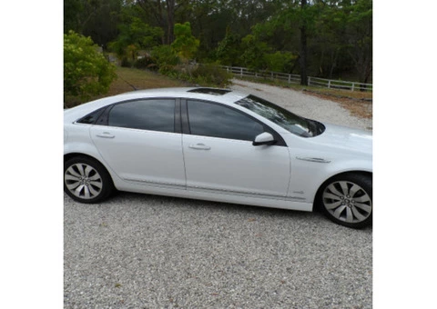 A Gold Coast Limousine - 2/2